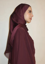 Load image into Gallery viewer, Plum Shimmering Scarf
